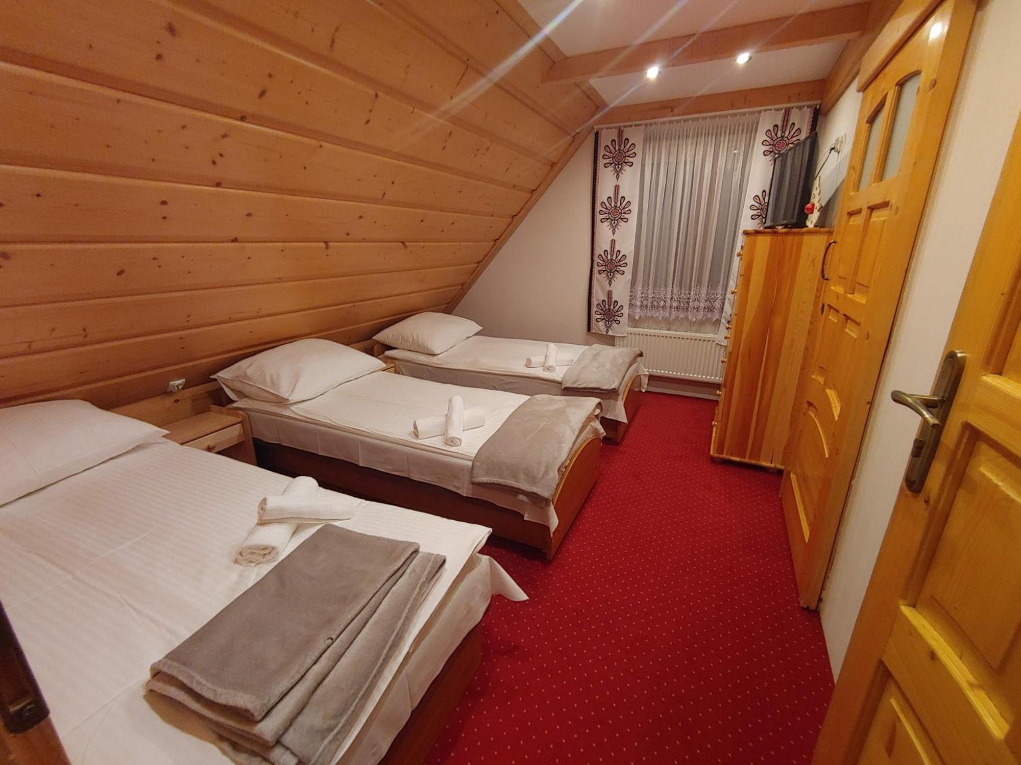 Apartament U Chowancow Banska Nizna Rum bild